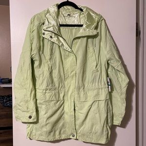 NWT Lucky Brand Waterproof Rain Jacket in Lt. Pistacio, size L